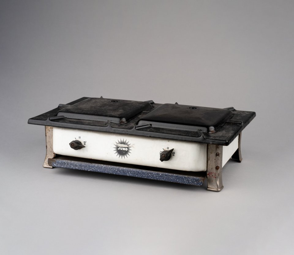Double burner stove