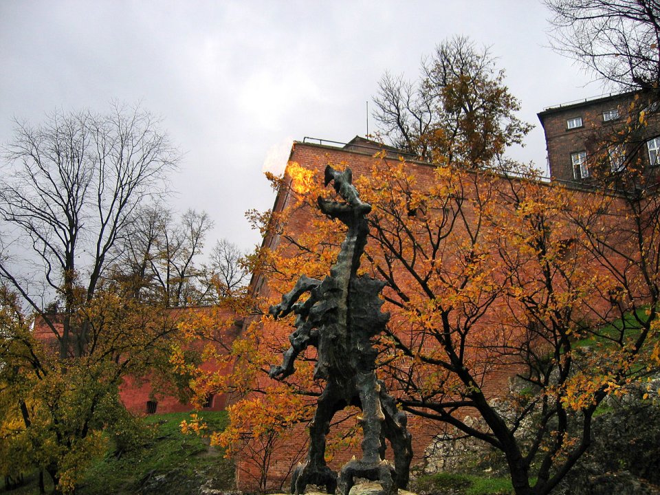 Rzeźba smoka wawelskiego, Diether/CC BY-SA 3.0/Wikimedia Commons